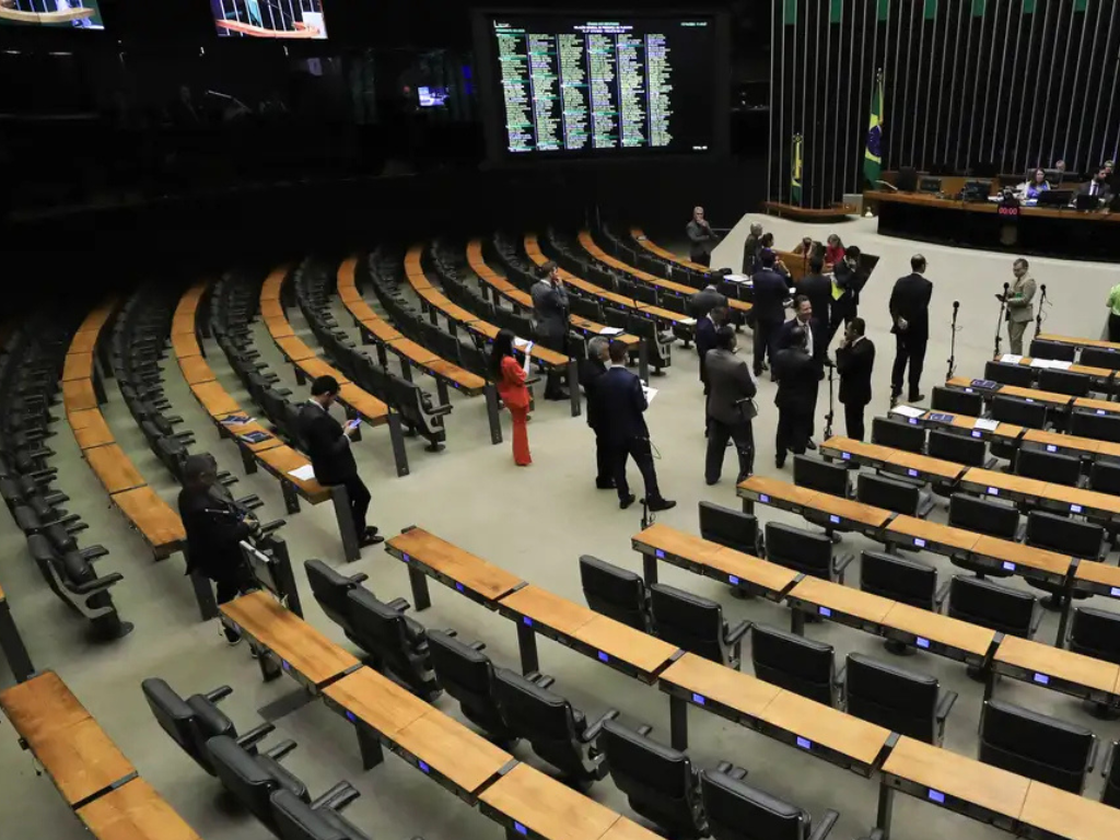 C�mara dos Deputados aprova castra��o qu�mica para ped�filos