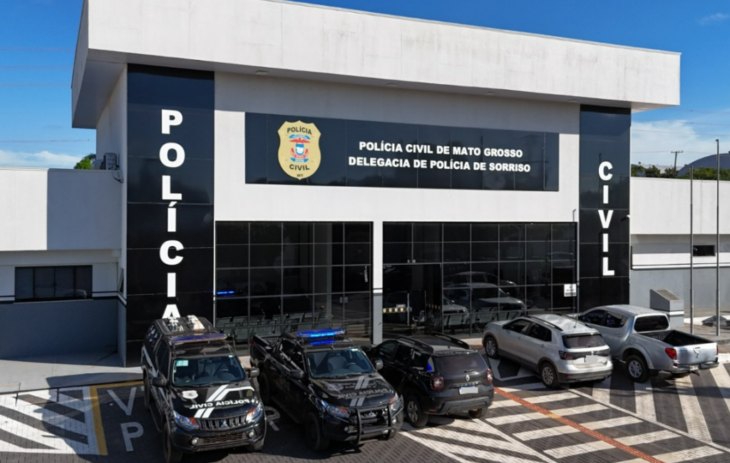 Dois irm�os s�o presos por furto de R$ 28 mil em supermercado de Lucas do Rio Verde