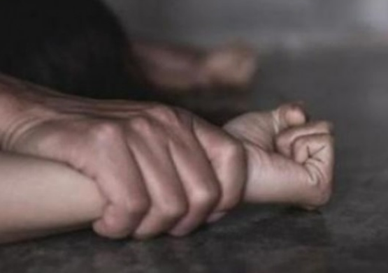 Homem � espancado ap�s ser flagrado estuprando sobrinha de 8 anos em Sinop