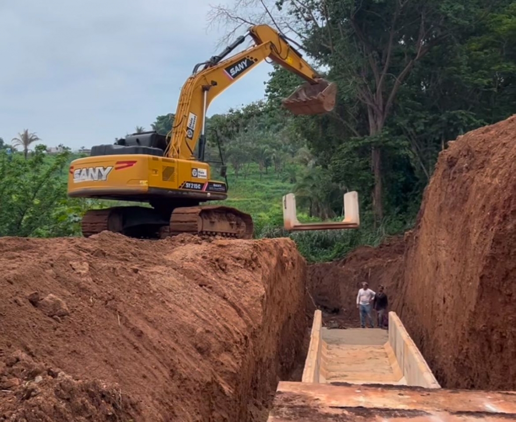 Com emenda do deputado Max, prefeitura anuncia solu��o definitiva para alagamentos no Bairro Flamboyant em Jaciara