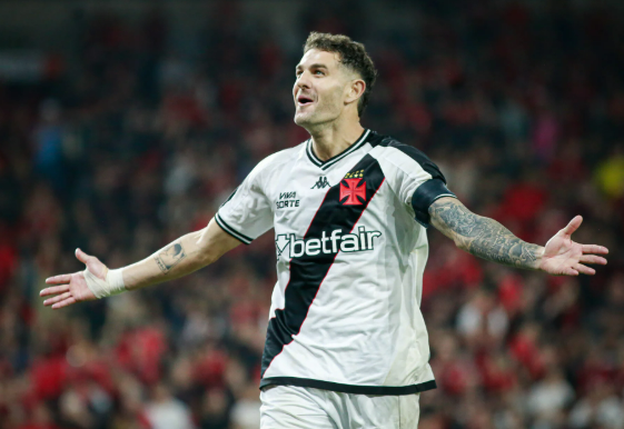 Vegetti desmente M�rio Bittencourt sobre poss�vel transfer�ncia para o Fluminense