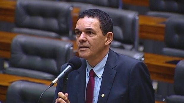 Juarez � �nico voto da bancada de MT a favor da Reforma Tribut�ria