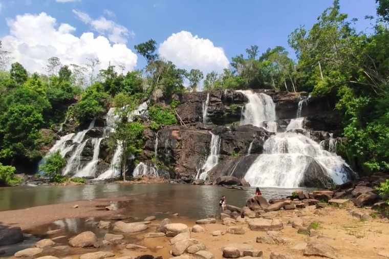 MPMT alerta sobre riscos � sa�de de se tomar banho na Cachoeira do Onze