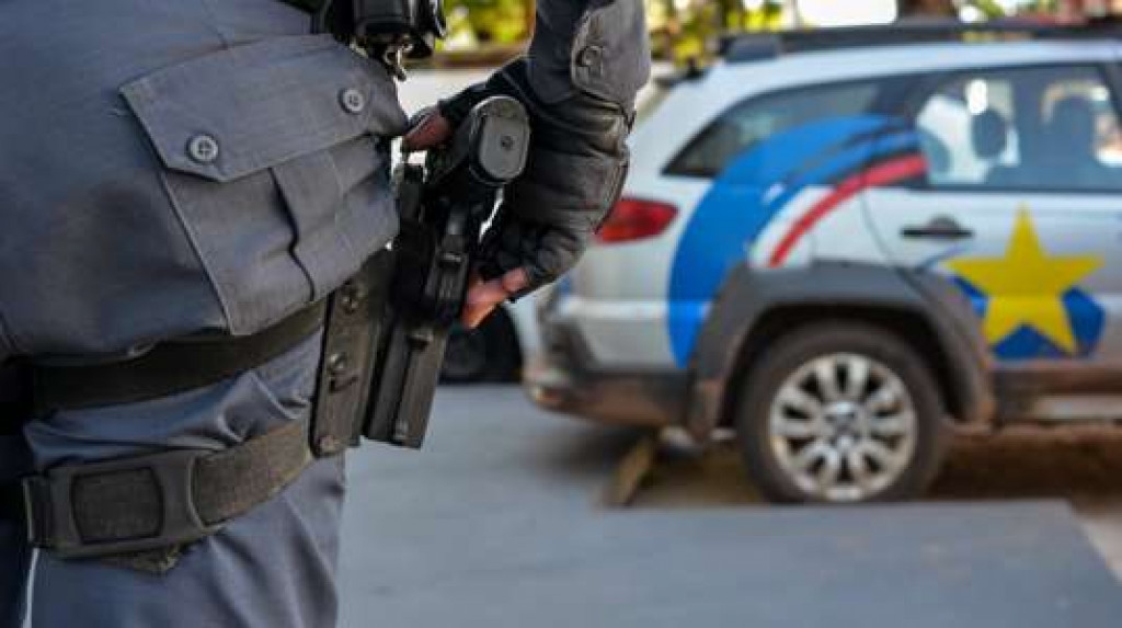 Tentativa de Homic�dio: Populares Det�m Adolescente Ap�s Ataque a Jovem