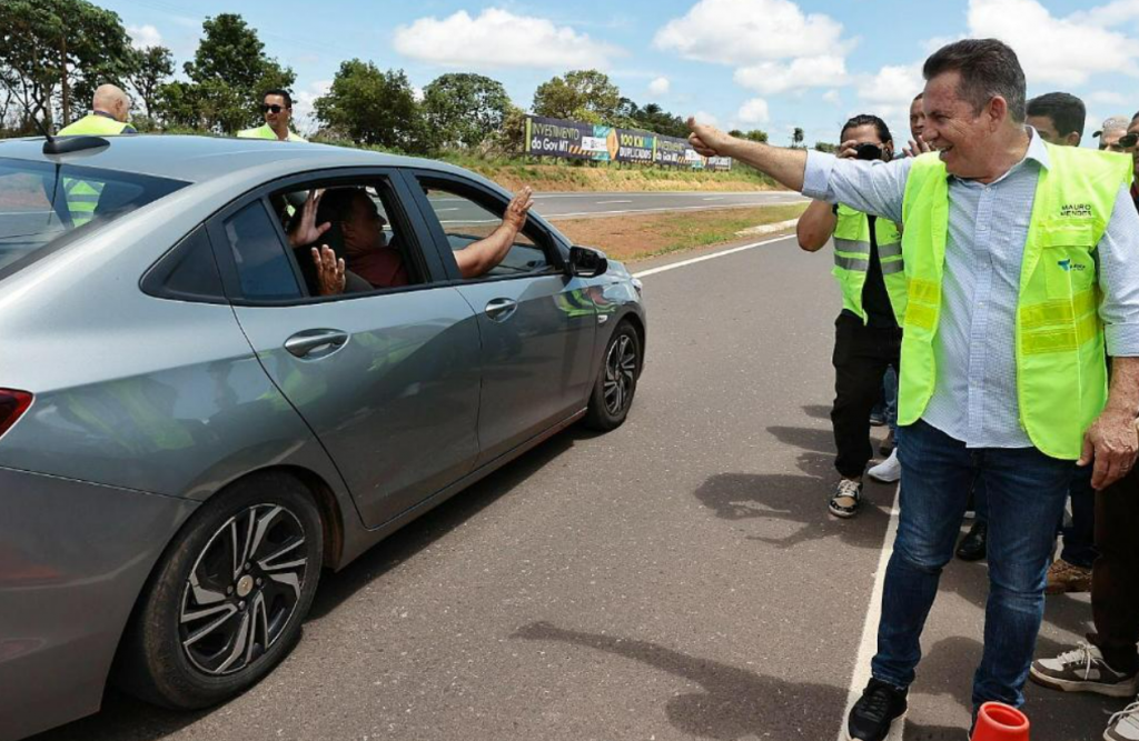 Governo de Mato Grosso entrega primeiros 100 km duplicados da BR-163 com investimento de R$ 1,2 bilh�o