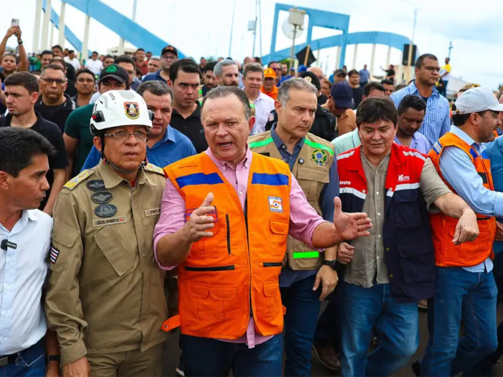 Governo destina R$ 100 milh�es para reconstru��o de ponte que desabou