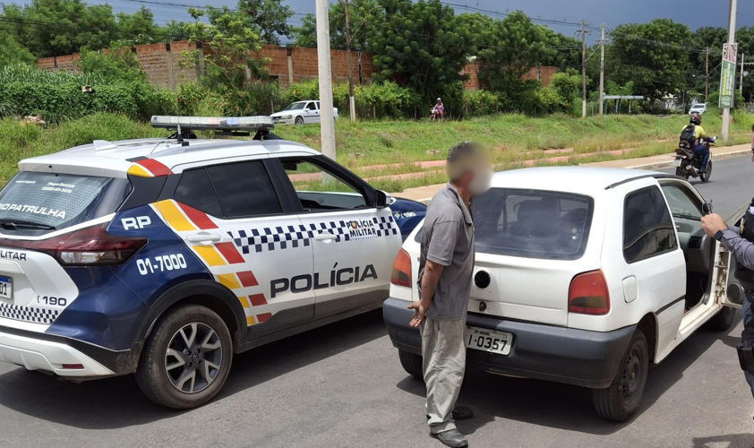 Homem � preso pela Pol�cia Militar ap�s s�rie de furtos de carros no Centro Pol�tico Administrativo