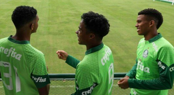 Palmeiras ultrapassa R$ 1 bilho em vendas de jogadores da base