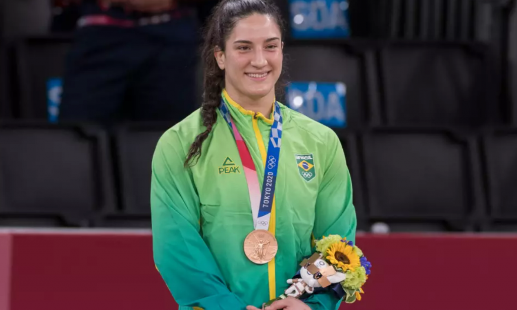 Tricampe mundial Mayra Aguiar anuncia aposentadoria do jud