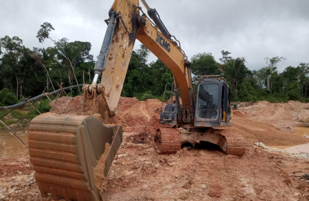 Sema combate extra��o ilegal de madeira e garimpo em Colniza e Aripuan�