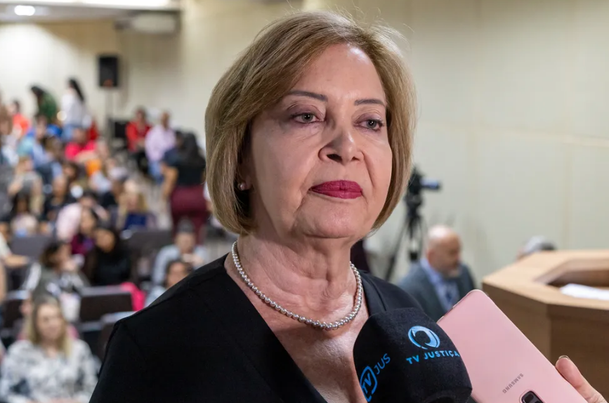 Presidente do TJMT determina devolu��o do 'vale-ceia' de R$ 10 mil pago a magistrados e servidores