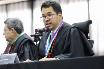 Justi�a Nega Revis�o Salarial para Coron�is da PM e Bombeiros em Mato Grosso