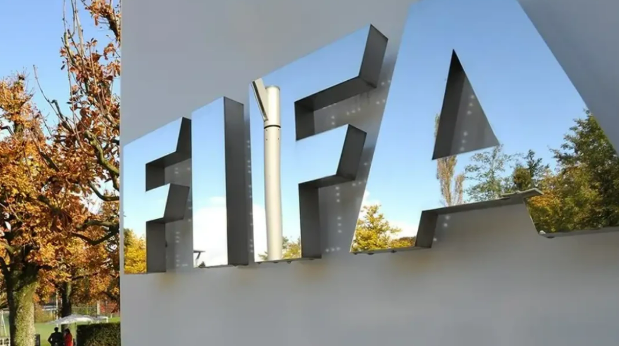 Cear� e Villa Nova entram em 2025 proibidos pela Fifa de contratar