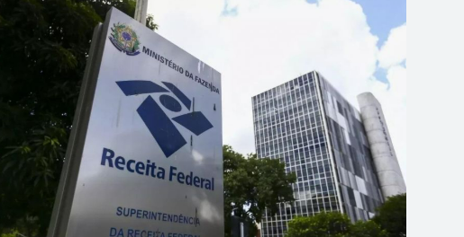 Receita Federal amplia controle e passa a receber dados de Pix e cart�es de cr�dito
