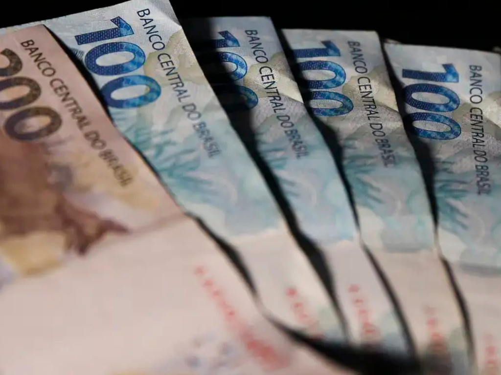 Arrecada��o federal fecha em R$ 209,21 bi em novembro