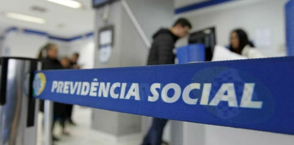 Governo anuncia reajuste nas contribui��es previdenci�rias; teto do INSS sobe para R$ 8.157,41