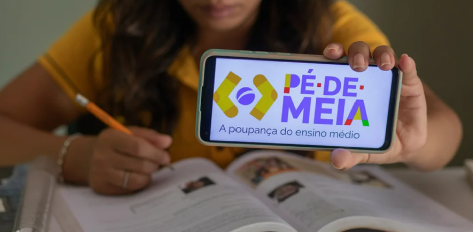 Primeira poupan�a do programa P�-de-Meia do ensino m�dio ser� paga em fevereiro 