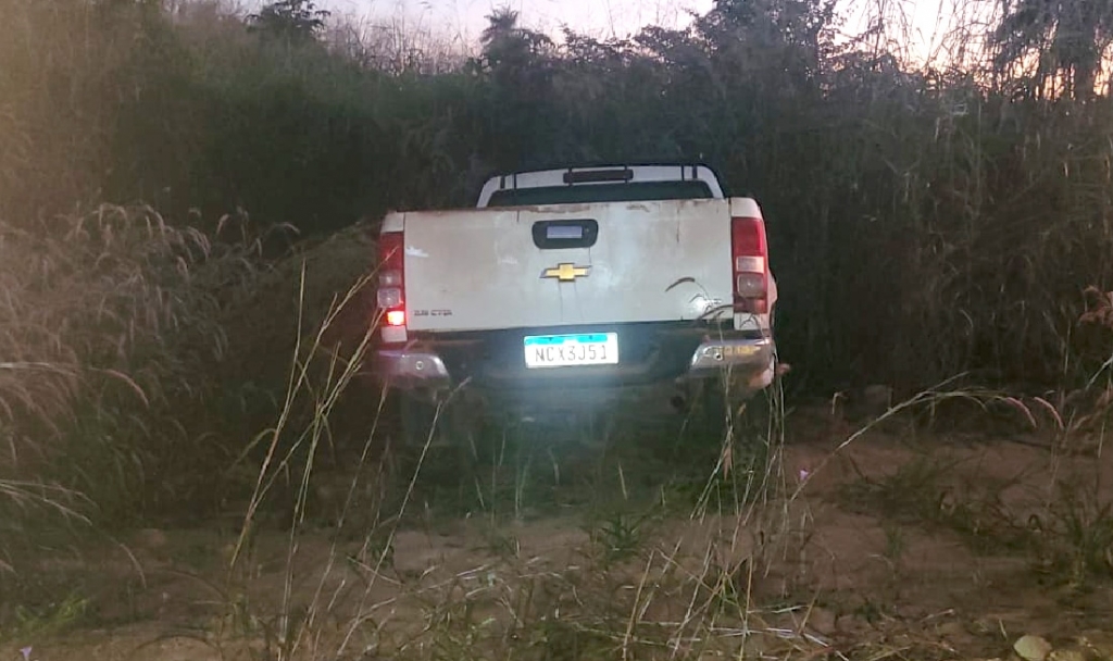 Dois ve�culos roubados em Lucas do Rio Verde; fam�lia amarrada e outra v�tima agredida