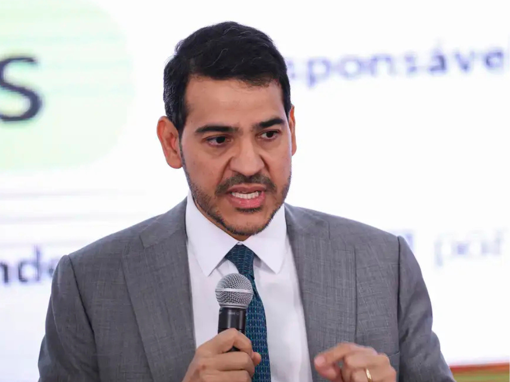 AGU pede que Pol�cia Federal investigue fake news relacionadas ao Pix