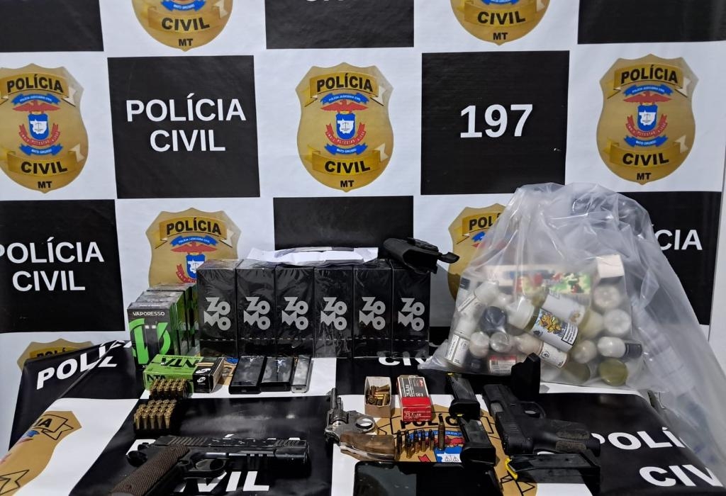 Pol�cia Civil cumpre mandado de busca em tabacaria e prende dono em flagrante por produtos de venda proibida no pa�s