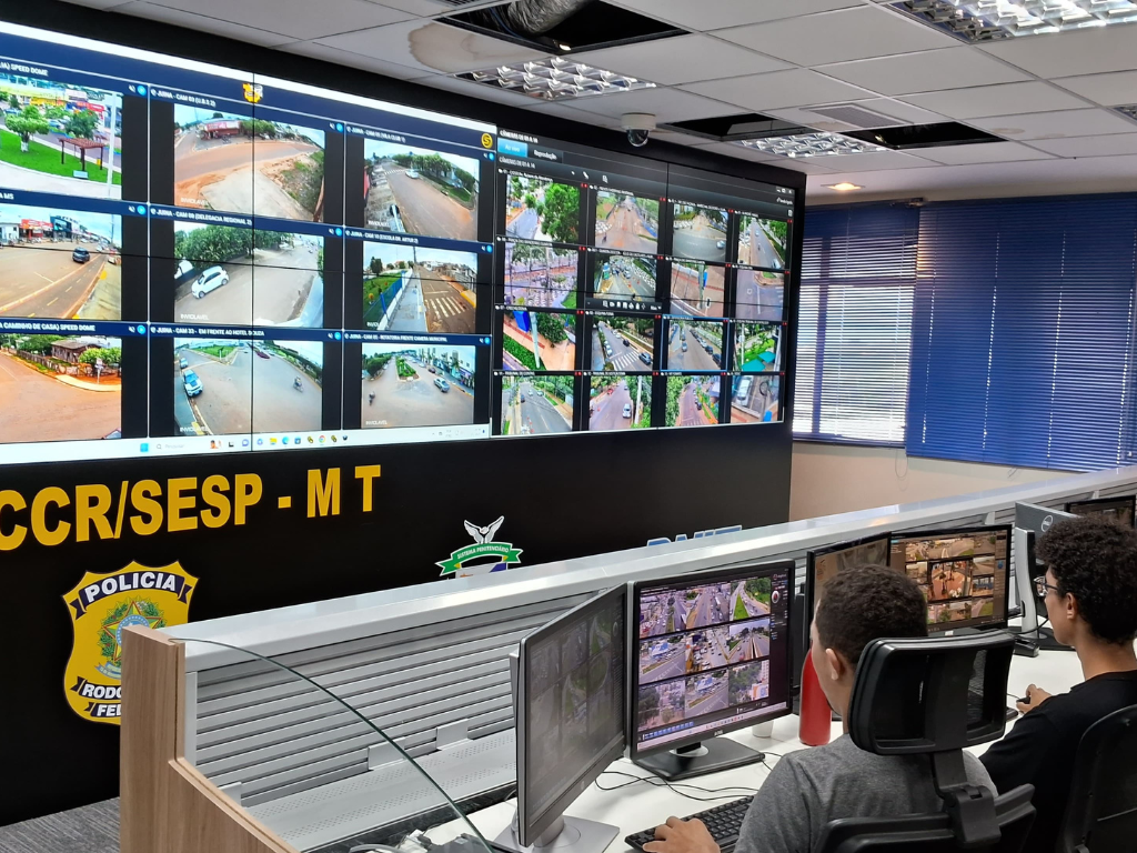 C�meras do Vigia Mais MT ajudaram a reduzir a criminalidade e melhoraram a vida da popula��o, afirma prefeito de Ju�na