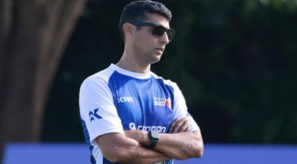 Presidente da Academia FC, �der Barbosa Borges, morre aos 44 anos ap�s sofrer AVC