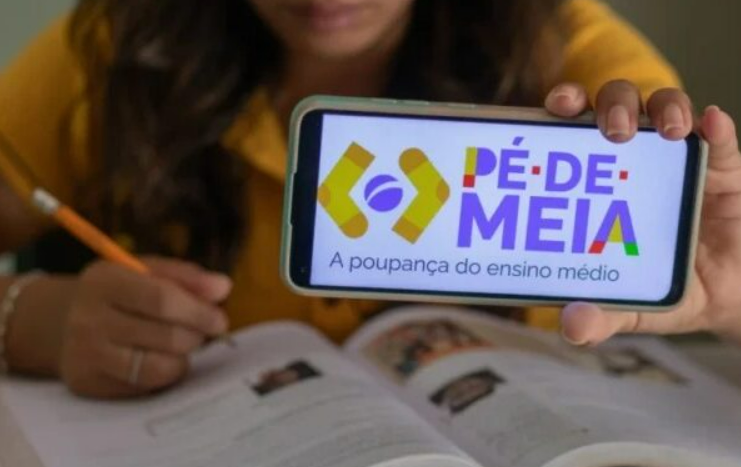 TCU determina bloqueio parcial de recursos do programa P�-de-Meia