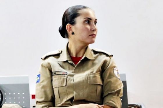 Tenente do bombeiros cobra do Estado o pagamento de aux�lio fardamento de 2017 a 2019