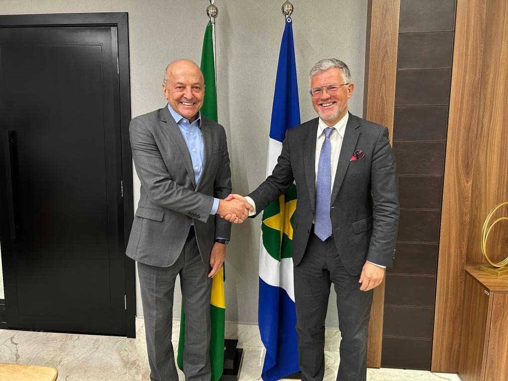 'Queremos aprender com MT para replicar as li��es de sucesso em nosso pa�s', afirma embaixador da Ucr�nia