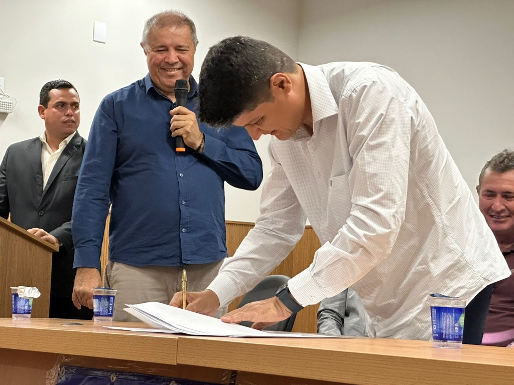 Prefeito de Tesouro  o novo presidente do Consrcio de Sade da Regio Sul