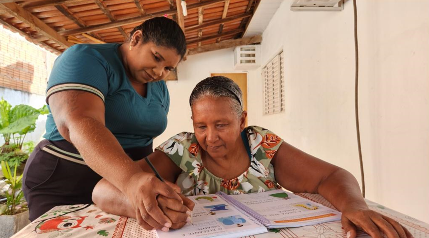 Programa Mais MT Muxirum promove alfabetiza��o de idosos em comunidade rural de Santo Ant�nio de Leverger