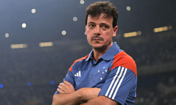 Cruzeiro demite Fernando Diniz ap�s sequ�ncia negativa de resultados