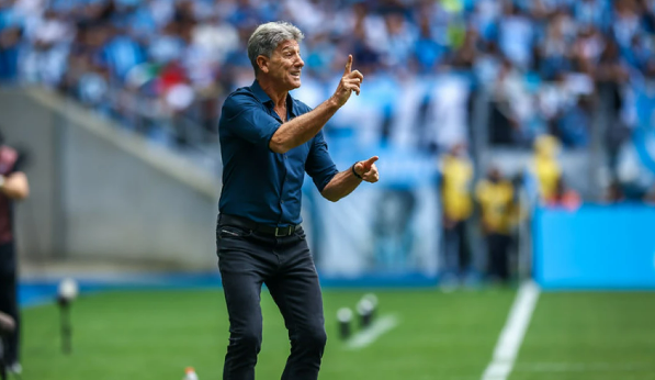Cruzeiro faz proposta oficial a Renato Gacho e aguarda resposta at tera-feira