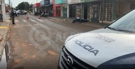 Empres�rio � morto a tiros na porta de tabacaria em Rondon�polis 