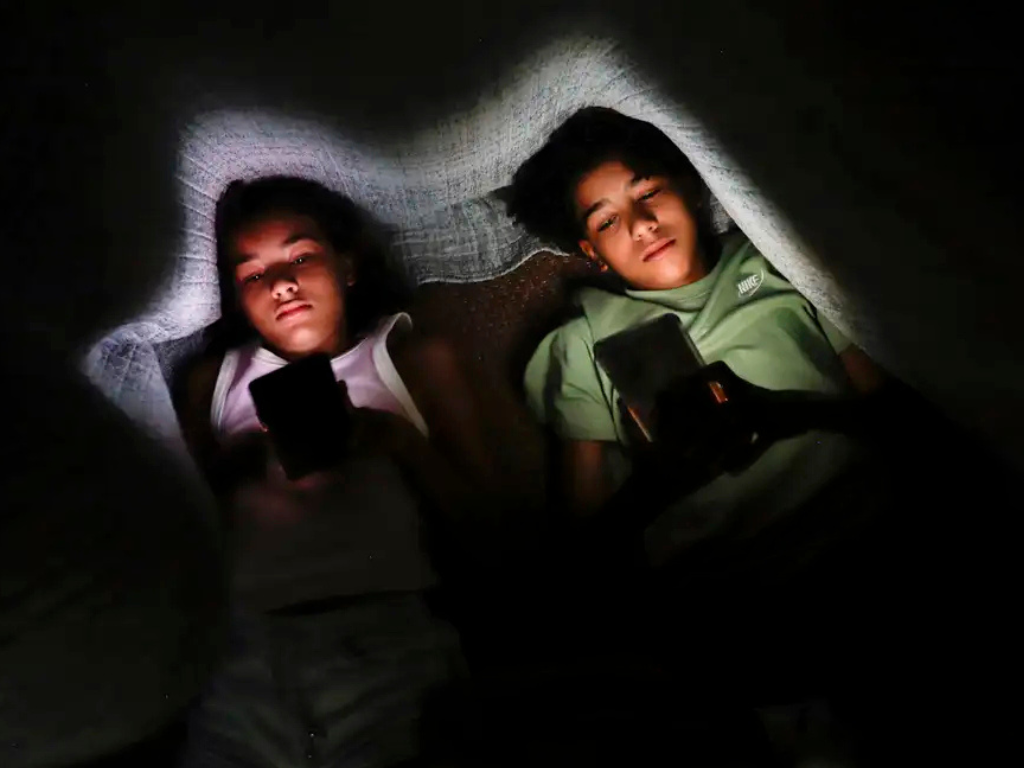 Uma a cada tr�s crian�as tem perfil aberto em redes, alerta pesquisa