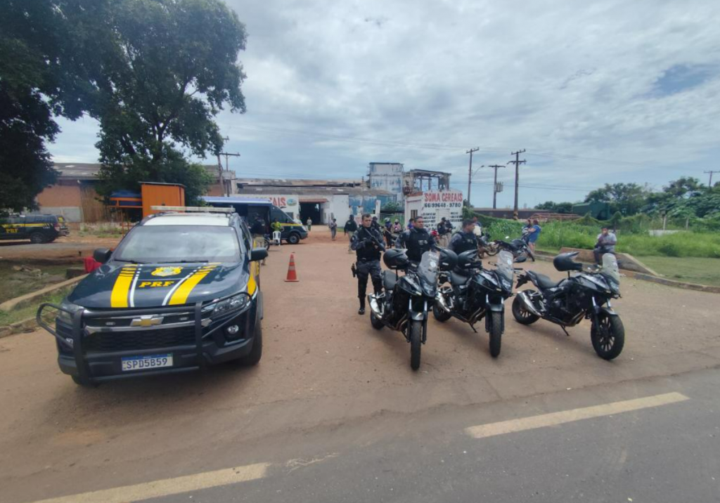 Pol�cia recolhe 25 motocicletas irregulares em Rondon�polis