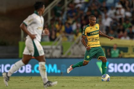 Palmeiras vence e Cuiab� segue sem pontos no Brasileir�o