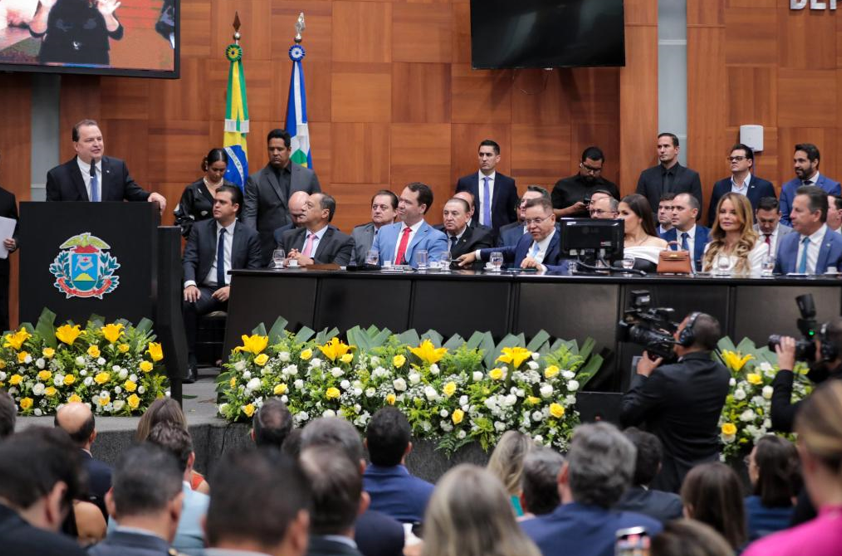 Primeira-dama de MT refor�a compromisso com a��es sociais na posse da nova mesa diretora da ALMT