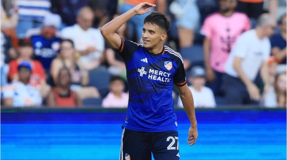 Cuiab� anuncia atacante argetino Yamil Asad