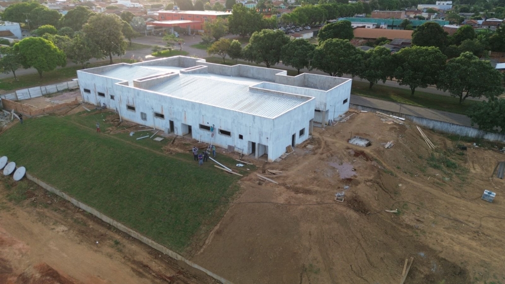 Comandante destaca atua��o de Max Russi em obras do Batalh�o PM de Jaciara