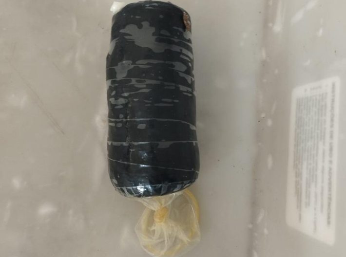 Mulher � presa ao tentar entrar com drogas em pres�dio de V�rzea Grande