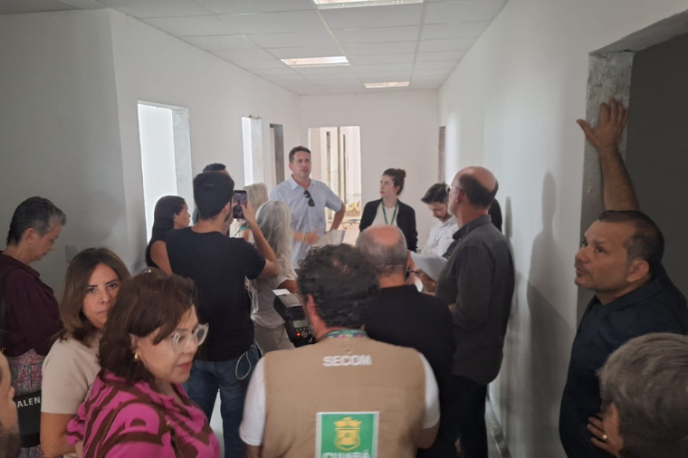 Promotor de Justi�a participa de vistoria a obras de CAPS em Cuiab�