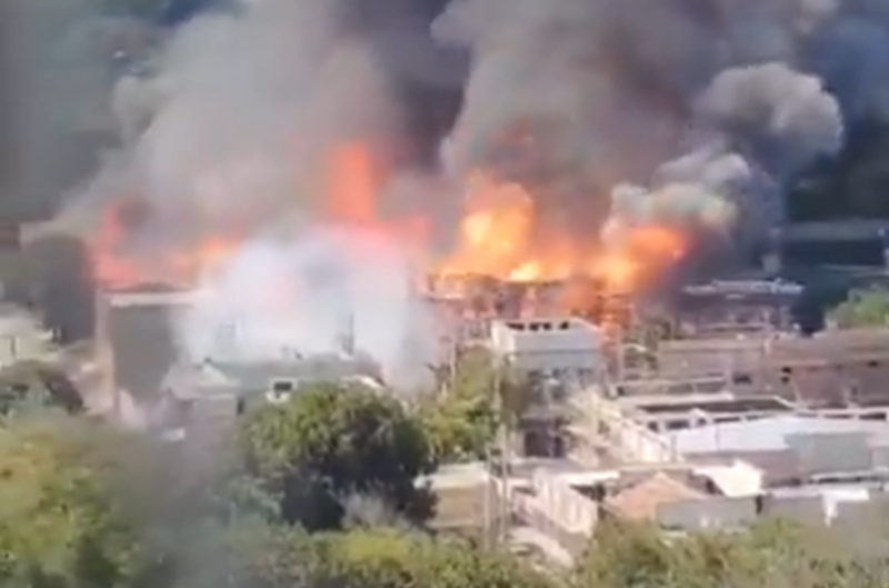 Inc�ndio atinge cen�rios de novelas nos Est�dios Globo; tr�s brigadistas ficam feridos