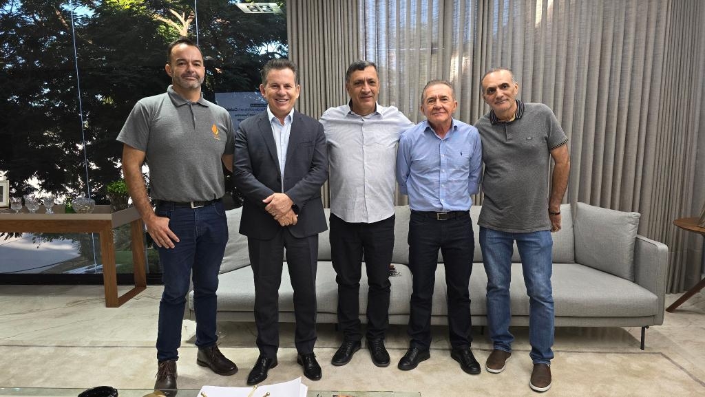 Governador anuncia instala��o de usina de etanol em Mato Grosso; R$ 700 milh�es e 600 empregos