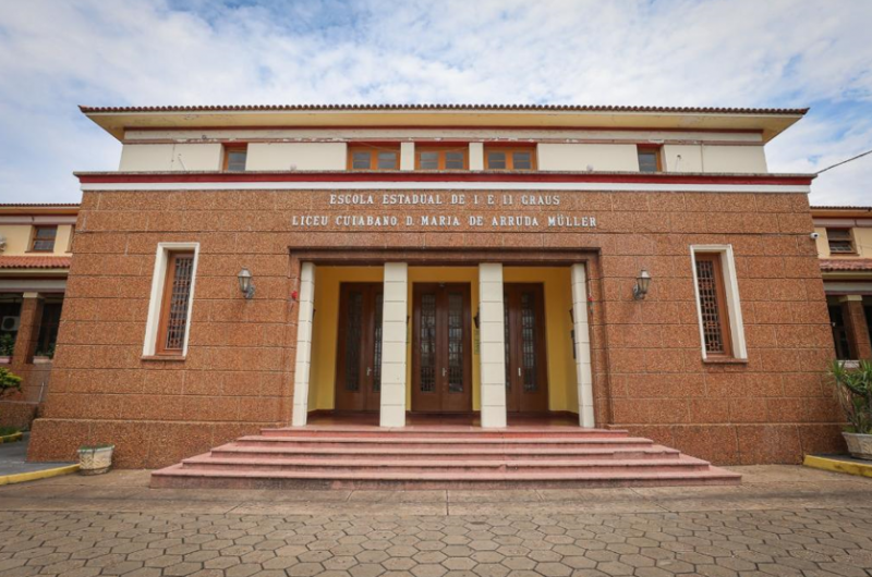Liceu Cuiabano passar� por restaura��o e continuar� com aulas presenciais