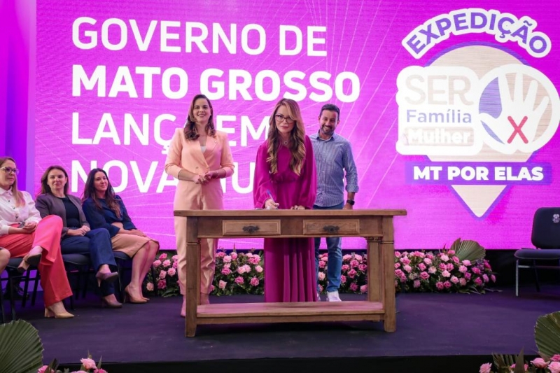 Primeira-dama de MT destaca os avan�os do programa SER Fam�lia Mulher e refor�a a luta por mais seguran�a