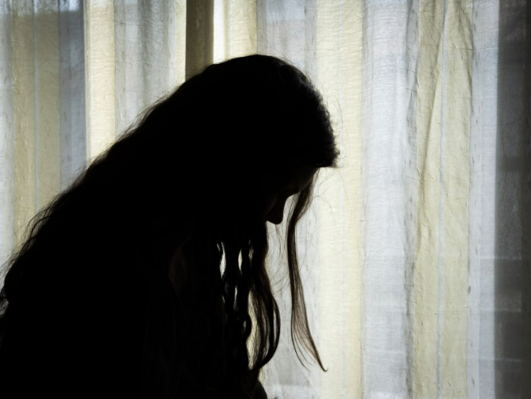  Adolescente de 16 anos � assediada pelo pai do namorado em MT