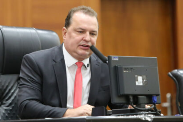 Projeto que cria o programa 