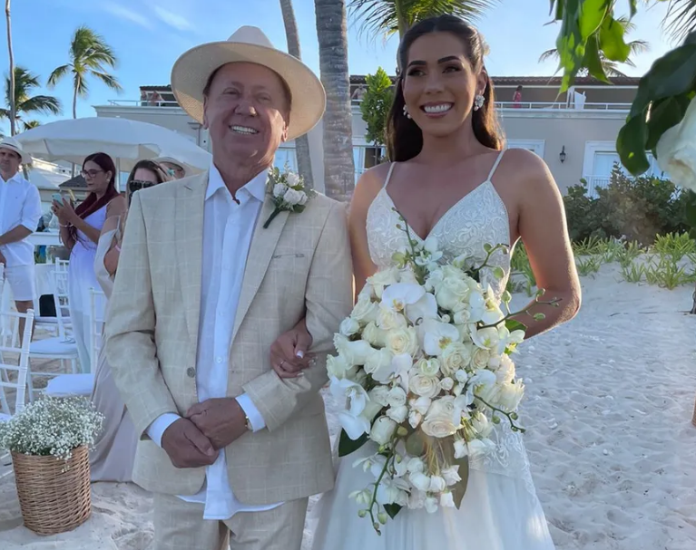 Prefeito de Sinop anuncia separao aps trs anos de casamento