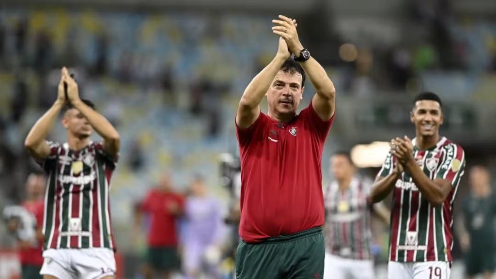 Fluminense e Botafogo Avan�am na Libertadores 2024